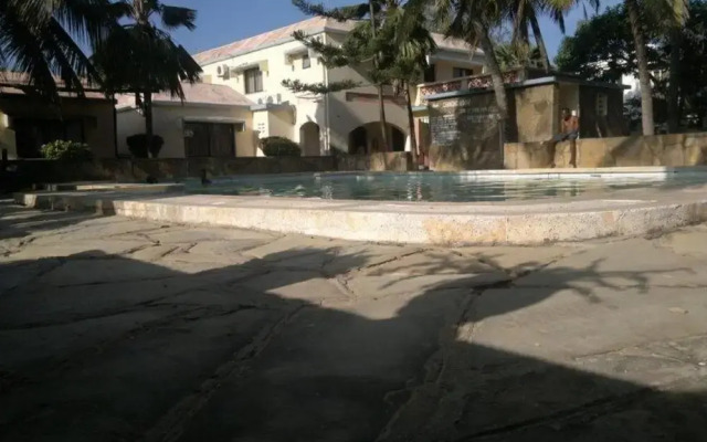 Glory Holiday Resort