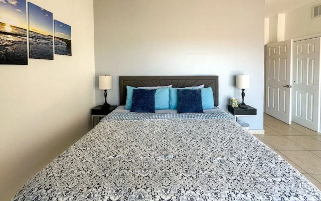 Relaxing Getaway 2BR Condo