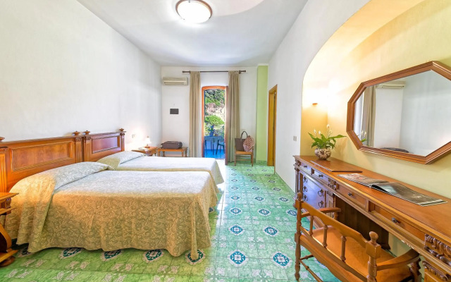 Hotel Zaro