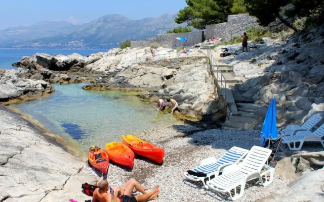 Apartments with a parking space Cavtat, Dubrovnik - 2132