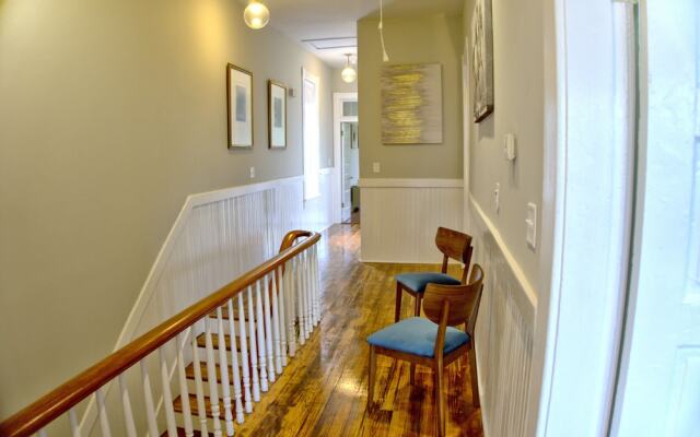 Renovated 2BR Savannah Home