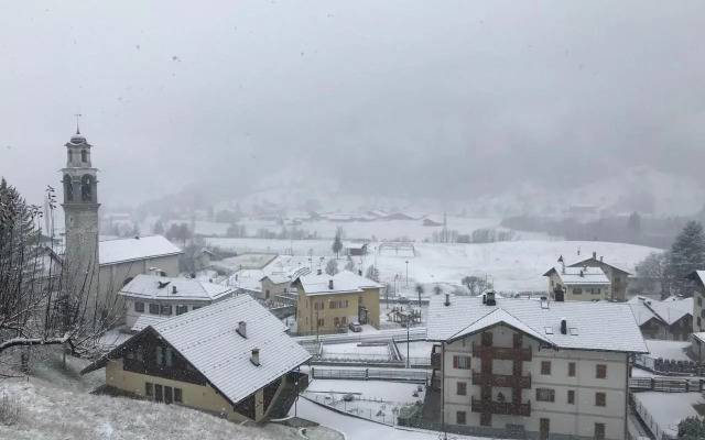 Snow Home Apartment - Cipat 022093-At-381181