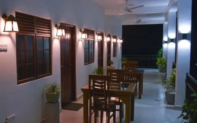 Otha Shy Airport Transit Hotel