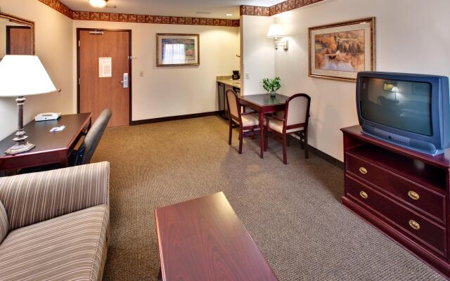 Best Western Watertown Inn and Suites