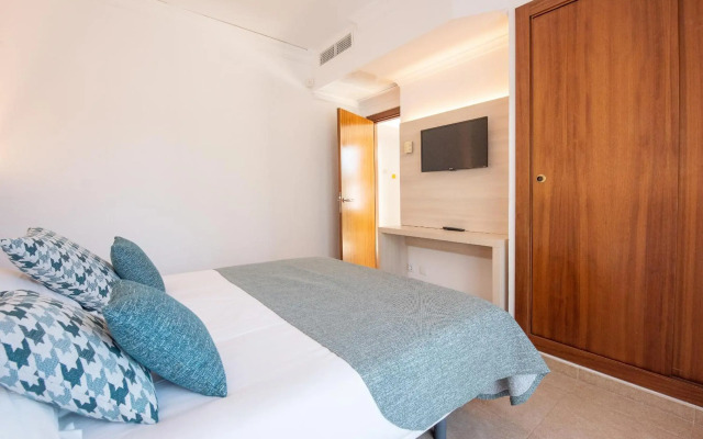 Hotel Playa Mondrago