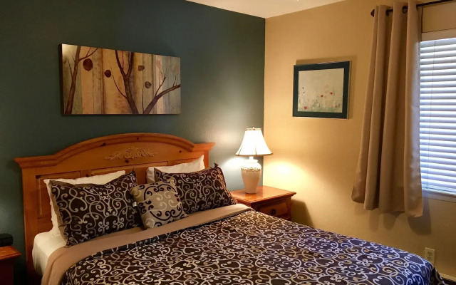 Tahoe Lakeshore Lodge & Spa