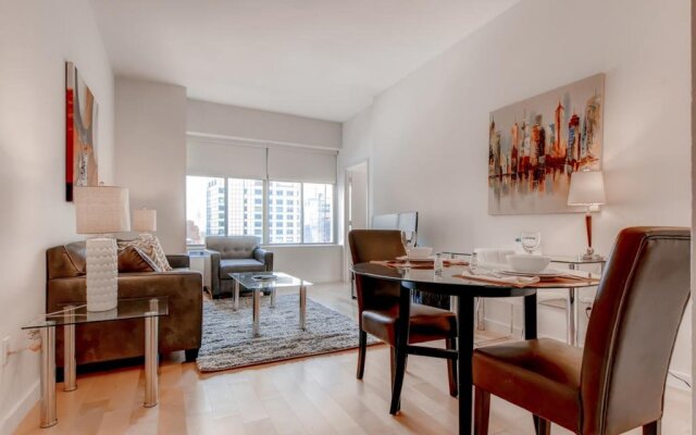 Churchill At 90 Washington Street