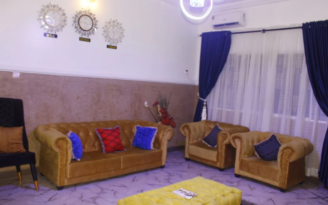 Eliana Elios Luxury Homes