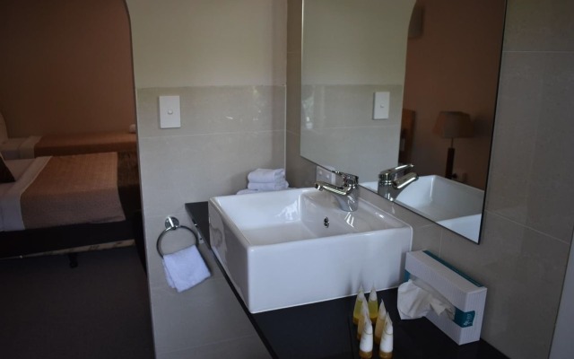 Hamilton Brisbane Airport Hotel
