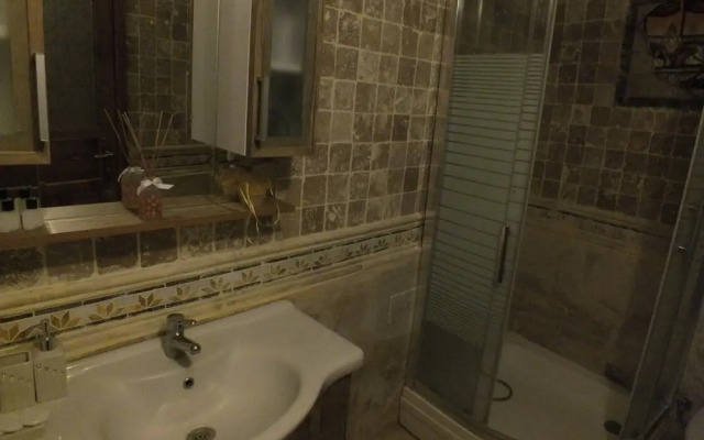 Dora Cave Hotel