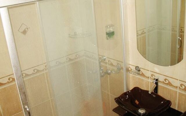 At Home Apartment Hotel