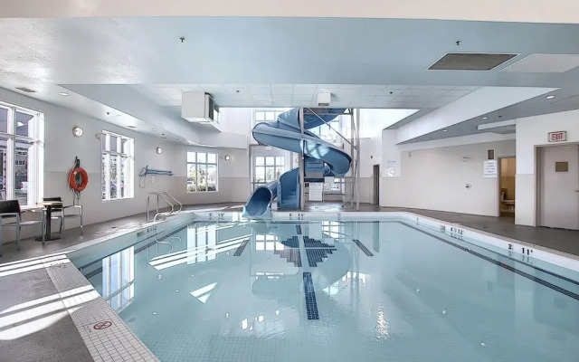 Holiday Inn Express Hotel & Suites Airport - Calgary
