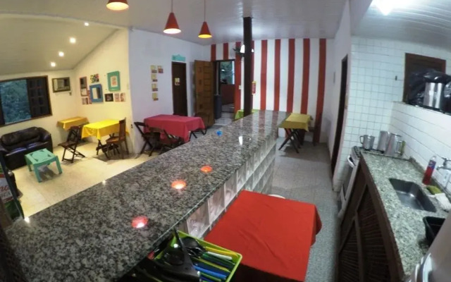 Beach House Ilha Grande - Hostel