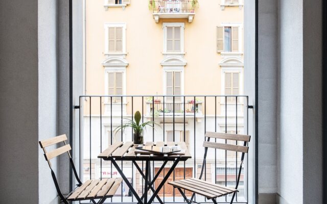 Altido Sunny 1-Bed Flat With/ Balcony