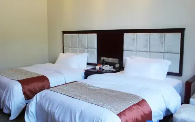 Wolong International Hotel