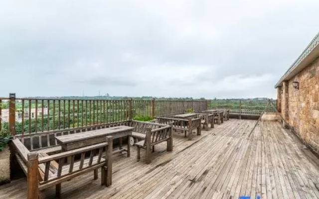 Weidao Lanwan Art Hotel