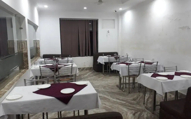 Hotel Vivek Inn by Mtmc Rooms