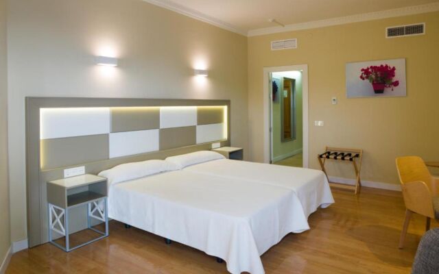 Hotel Monarque Torreblanca