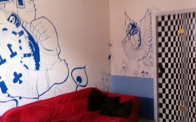 Tah! Hostel