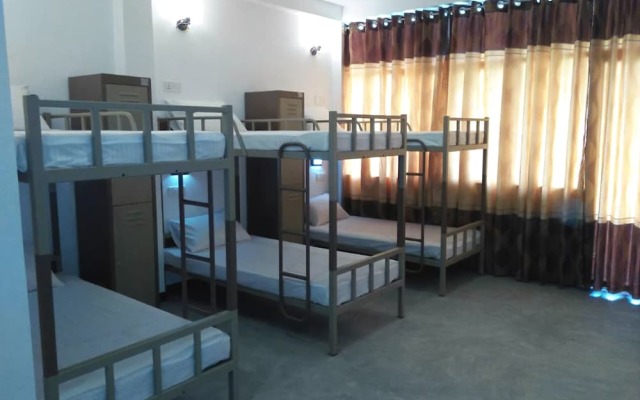 Space Garden Hostel Mirissa - Adults Only