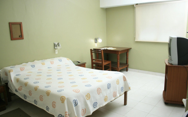 Colon Hotel y Apart