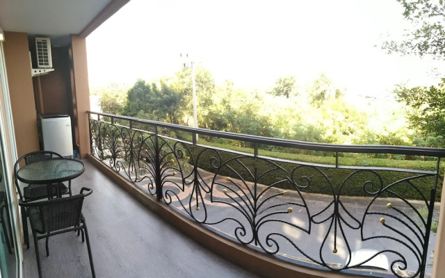 Atlantis Condo