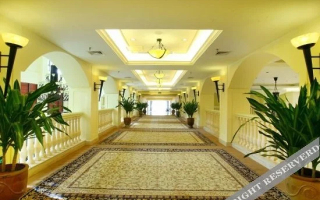 Triton Bay Saltwater Hot Spring Resort