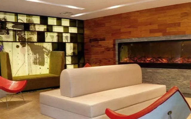 Taiyuan Tongluowan Square Heyi Hotel