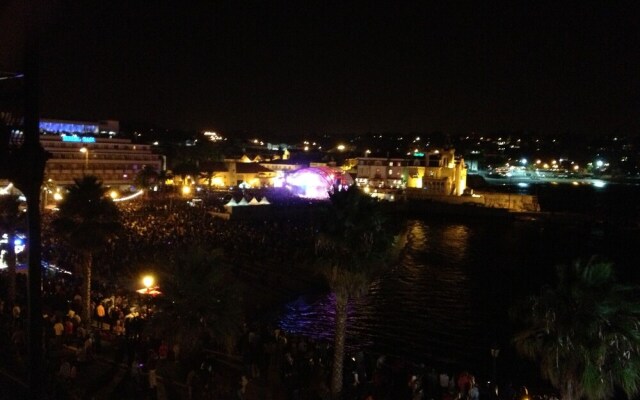 Remarkable view over Cascais Bay