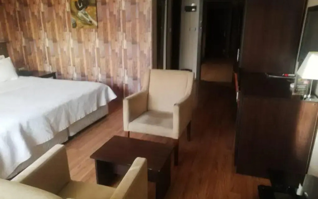 Otel Perla Caycuma