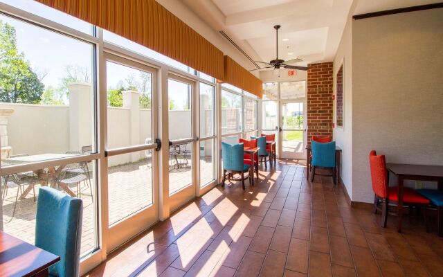 Hampton Inn & Suites Huntsville Hampton Cove