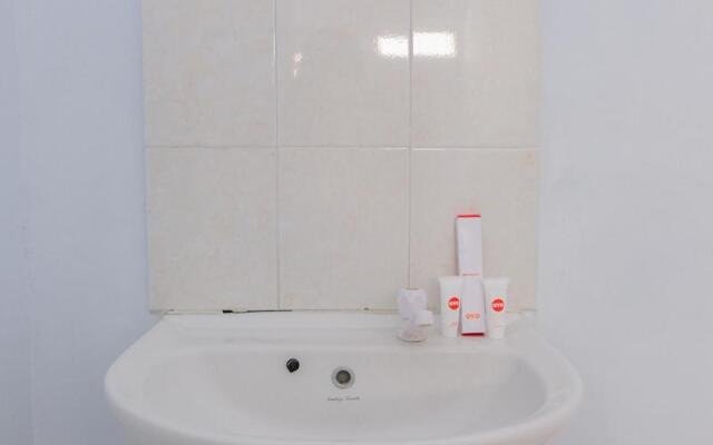 Hotel Nugraha By OYO Rooms