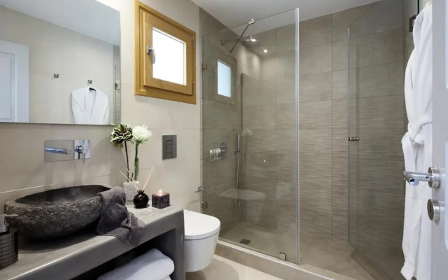 Alyvia Suites