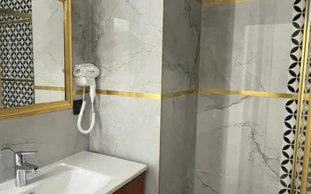 Mse Golden Lux