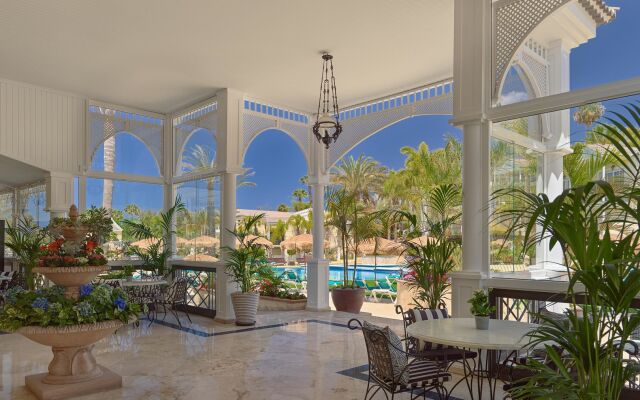 Gran Oasis Resort