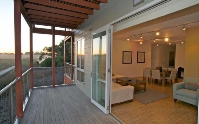 Broadbeach Inverloch Resort