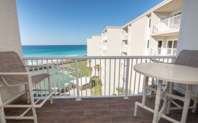 Holiday Surf & Racquet 614 2 Bedroom Condo by RedAwning