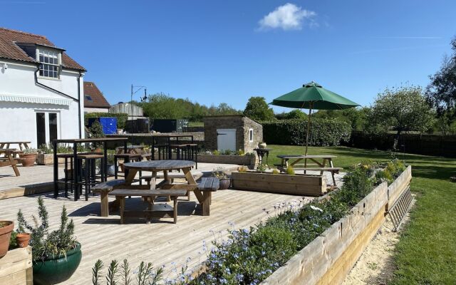The Full Moon Inn