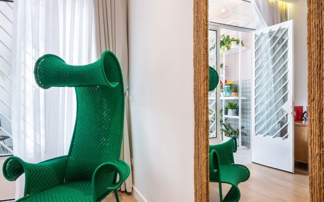 Nyx Chic Manor boutique hotel