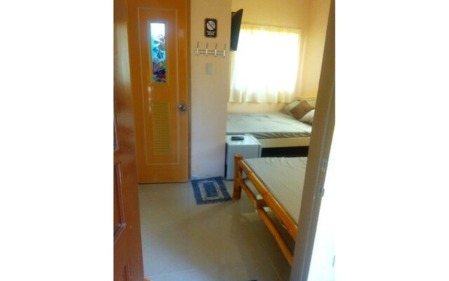 Randy's Bantayan Island Resort