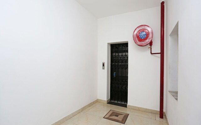OYO Flagship 120 Gupta Inn Cantonment