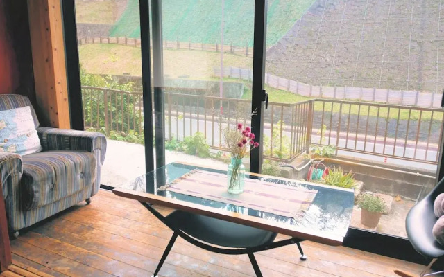 SUMITSUGU HOUSE West