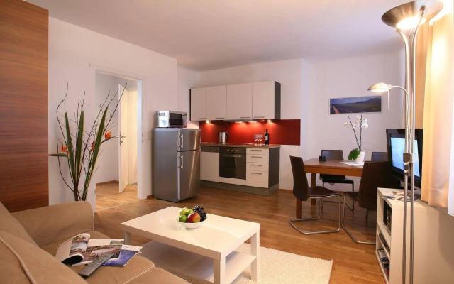 Towns Apartments