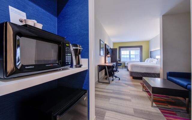 Holiday Inn Express Mystic by IHG