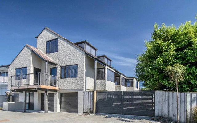 Central City Gem - Napier Holiday Home