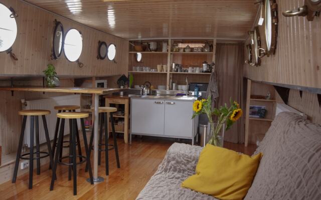 Houseboat De Tulp