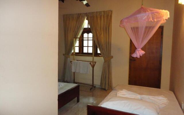 Tikiri Villa