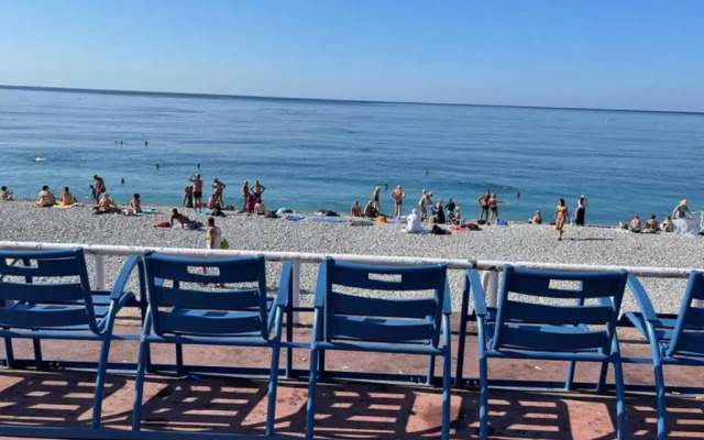 Spacious 3 BR flat Nice center - magnificent view-parking