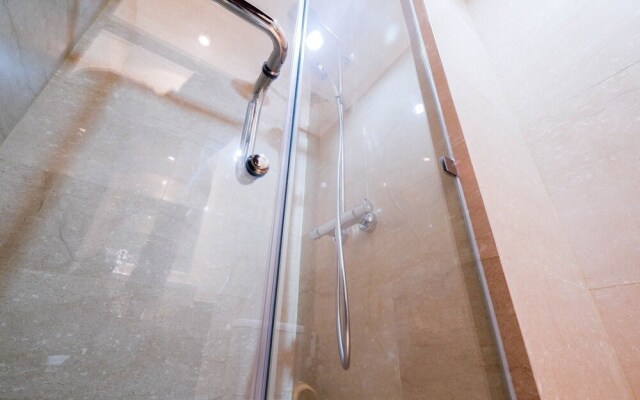Luxurious Studio at Menteng Park Apartment