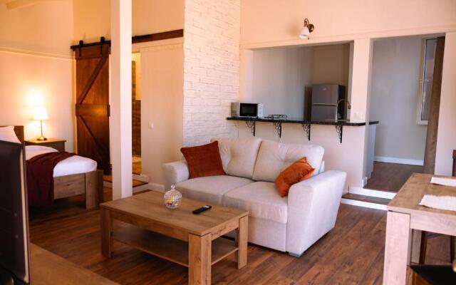 Mediterana Studio next to Baile Felix